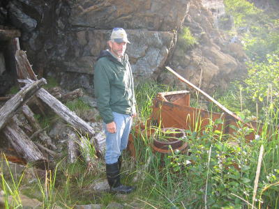 Jeff's giant Halibut is up to the boat.